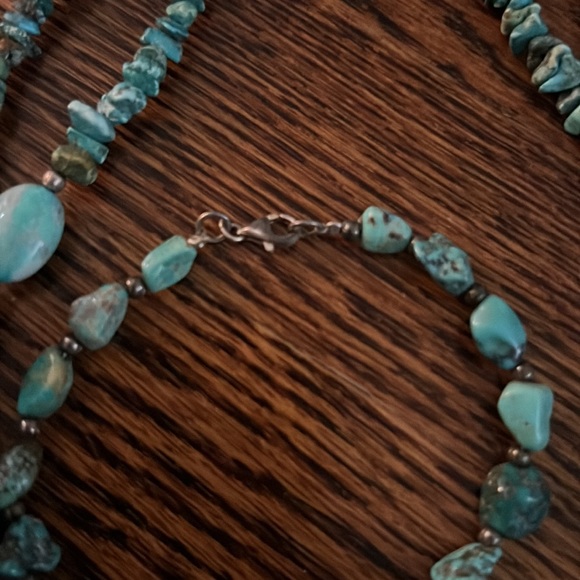 Turquoise Necklace and Bracelet - Picture 3 of 5